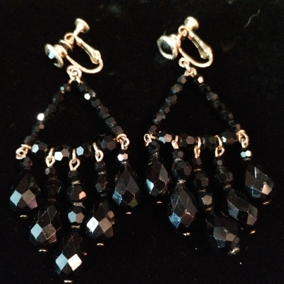 Elegant Black Beaded Chandelier Earrings - Picture 1 of 2